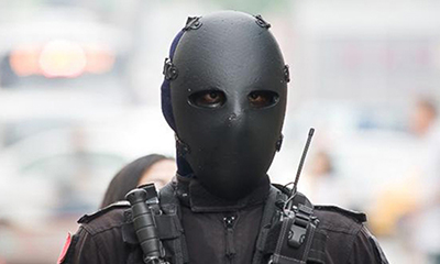 Máscara anti-motim à prova de balas